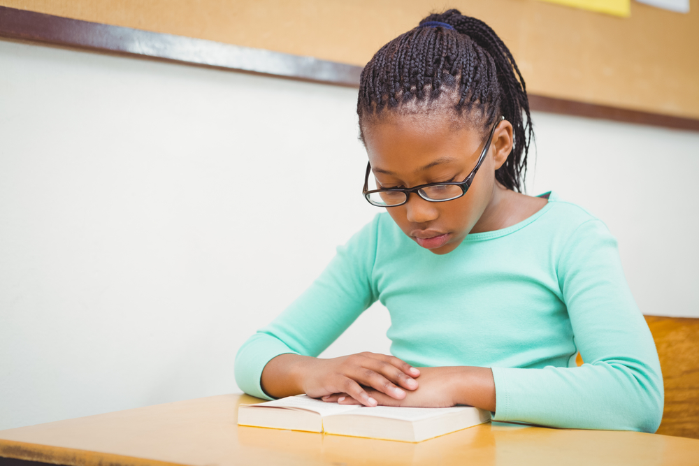 O que é e como funciona o biletramento e quais são os benefícios do modelo escolar bilíngue para seu filho?